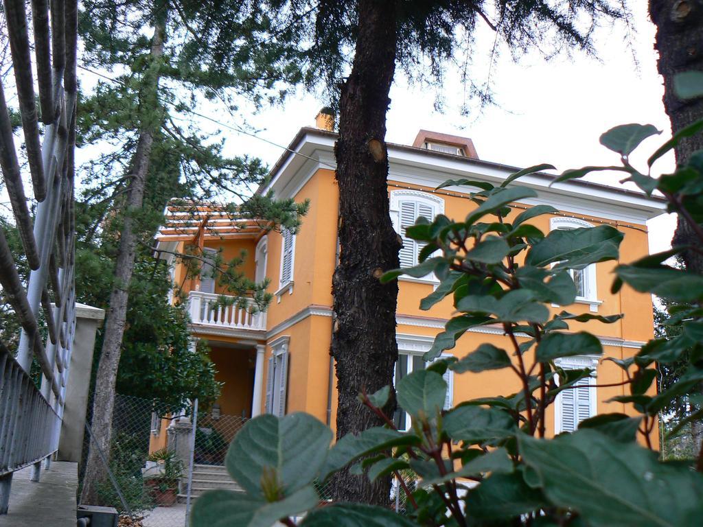 أوربينو B&B Aquilone المظهر الخارجي الصورة